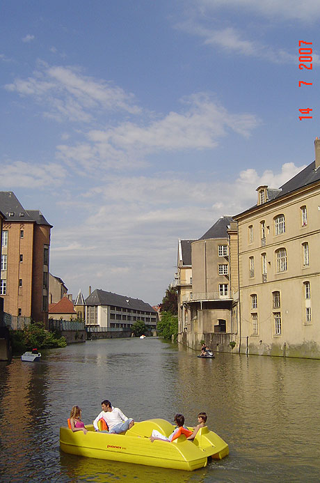 Small boat trips on river moselle at metz photo