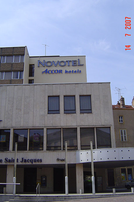 Albergo novotel metz foto
